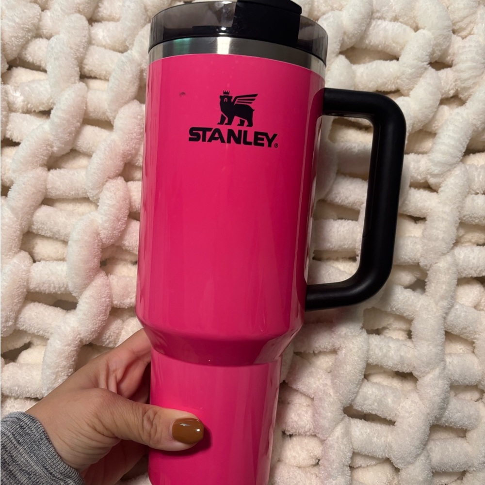 Stanley Bold Pink Tumbler with Black Handle